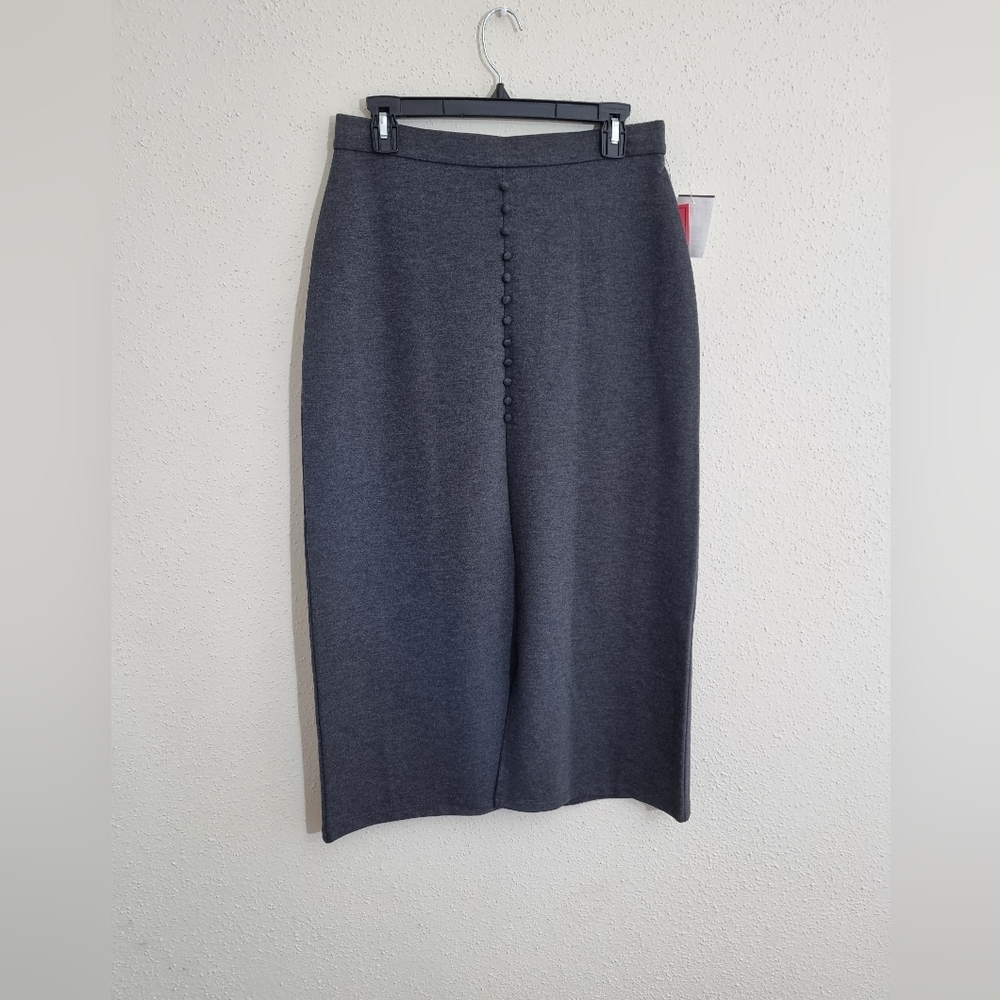 Elegant Gray Women's Skirt - Picture 3 of 7